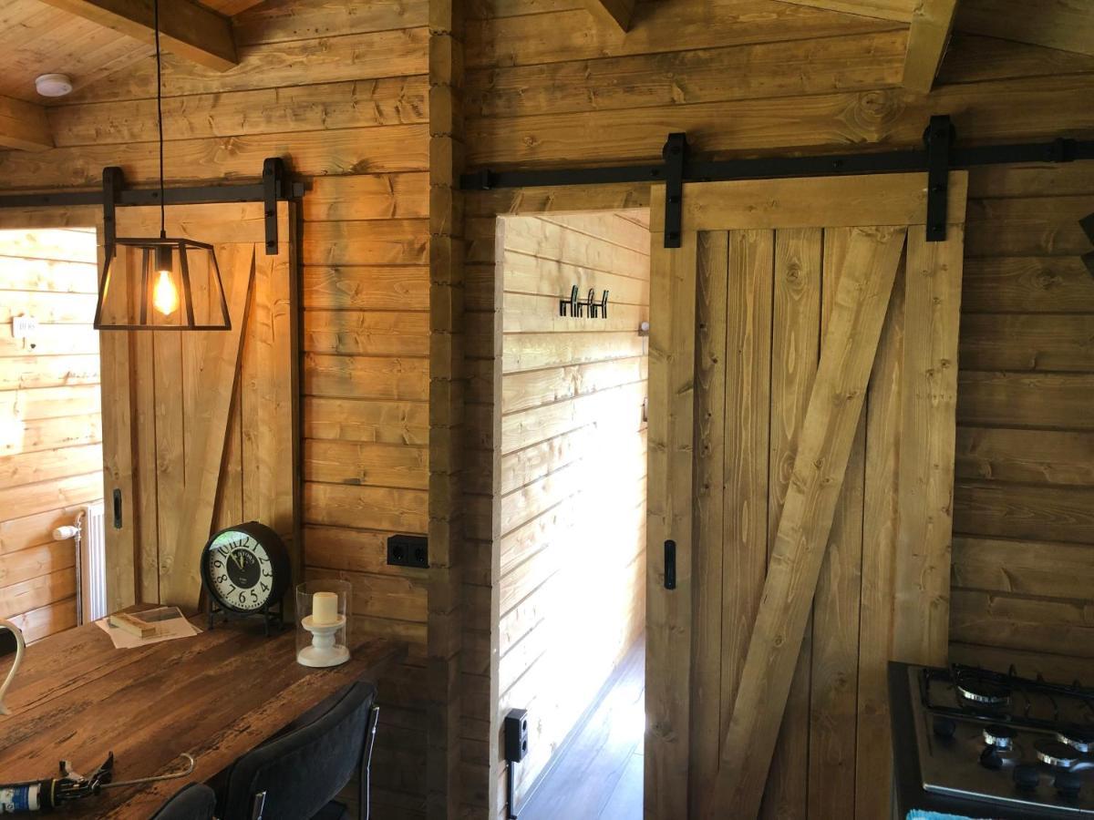 Вилла 3 Slaapkamer Blokhut Met Opgemaakte Bedden Пюттен Экстерьер фото